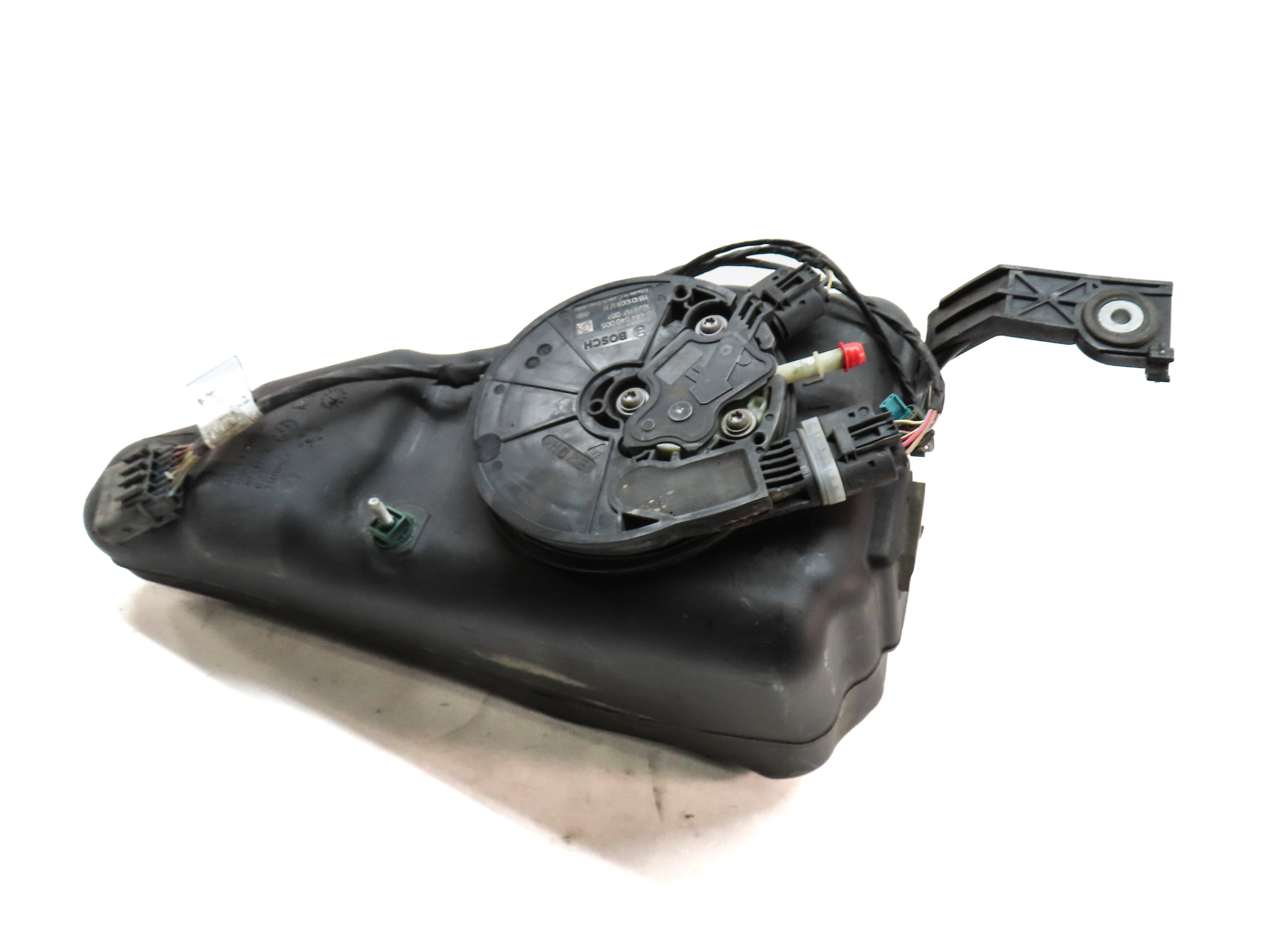 14-18 BMW 328i (F30) 2.0L N47T DIESEL EXHAUST FLUID DEF SCR ACTIVE TANK w/ PUMP — exact item pictured